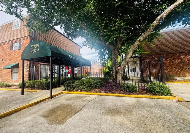 Homes for sale in Metairie, LA | 3013 Ridgelake Dr #207, Metairie, LA 70002 | MLS# 2567496