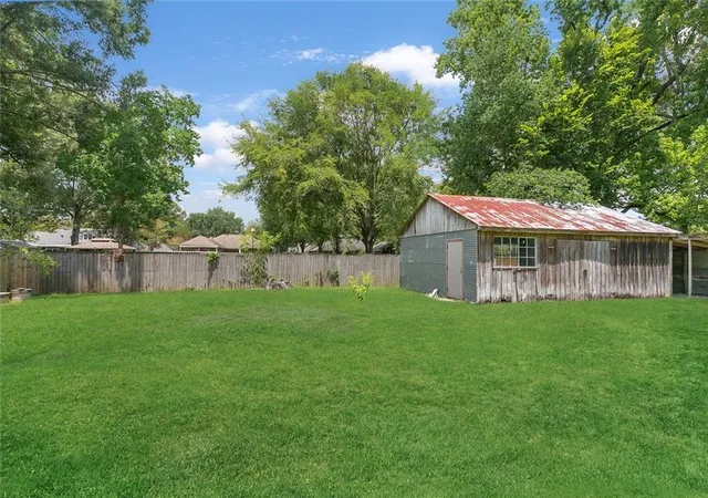 Homes for sale in Baton Rouge, LA | 13885 N Amiss Rd, Baton Rouge, LA 70810 | MLS# 2560703