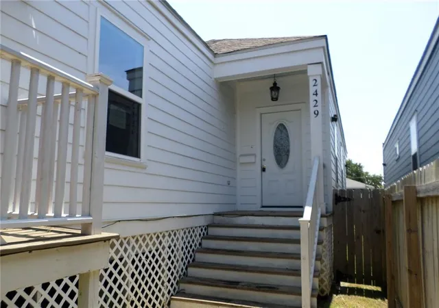 3rd image of 2429 31 Almonaster Ave, New Orleans, LA 70117 | MLS# 2566150