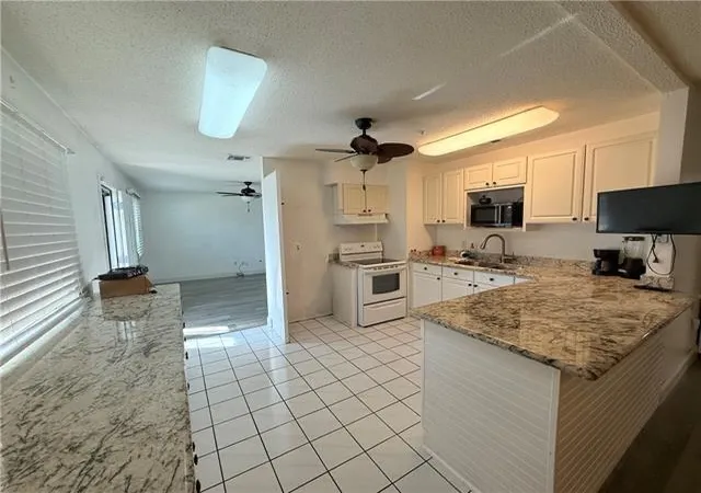 Photo 4 of Single family home for sale at 2844 Gleenbrook Dr, Gretna, LA 70056 | MLS# 2567509 | Listing updated on 2026-08-29