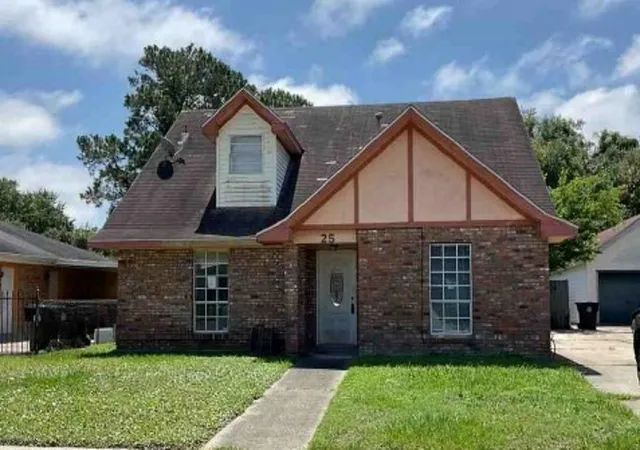2nd image of 25 Christopher Ct, New Orleans, LA 70128 | MLS# 2567909