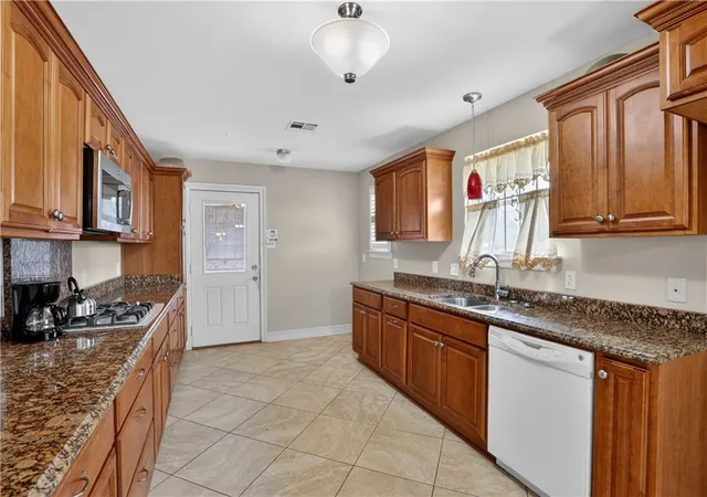 3rd image of 8400 Aberdeen Rd, New Orleans, LA 70127 | MLS# 2567931