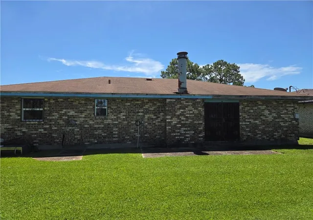 3rd image of 1512 Wakefield Dr, Marrero, LA 70072 | MLS# 2567921