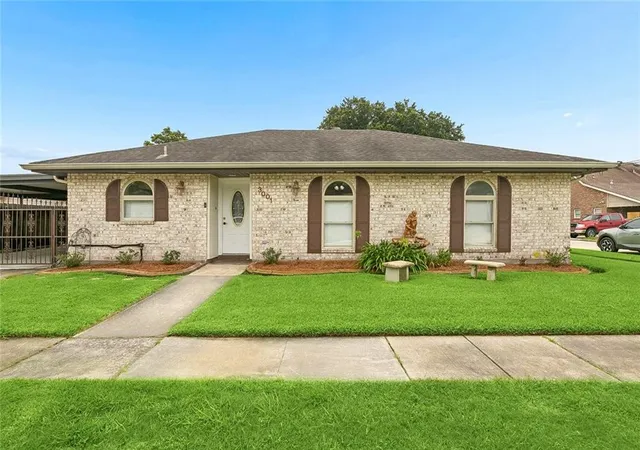 2nd image of 3001 Nancy Dr, Meraux, LA 70075 | MLS# 2567655