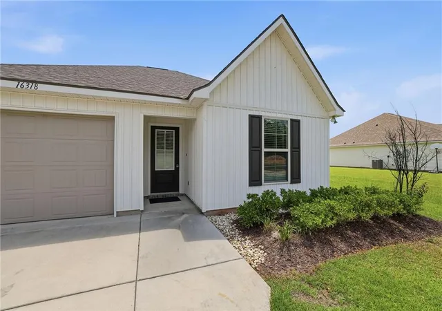 Homes for sale in Tickfaw, LA | 16318 Blossom Ln, Tickfaw, LA 70466 | MLS# 2568016