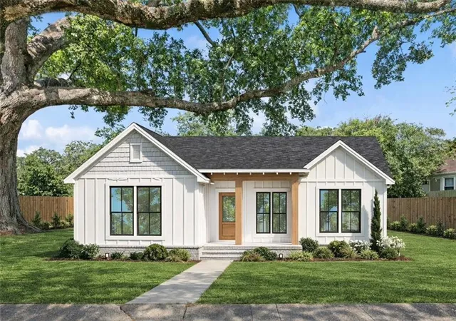 Homes for sale in Metairie, LA | 1016 Lillian St, Metairie, LA 70001 | MLS# 2567990