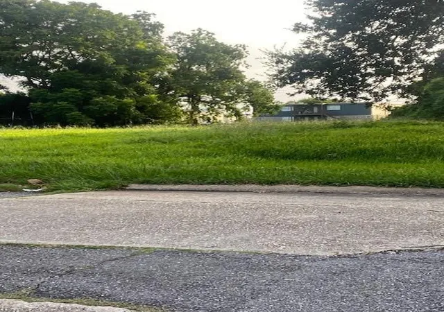 1st image of 496 Fairfield Ave, Gretna, LA 70056 | MLS# 2567840