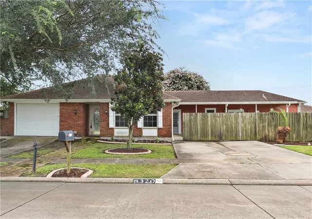 1st image of 8320 Sabre Dr, Chalmette, LA 70043 | MLS# 2568056