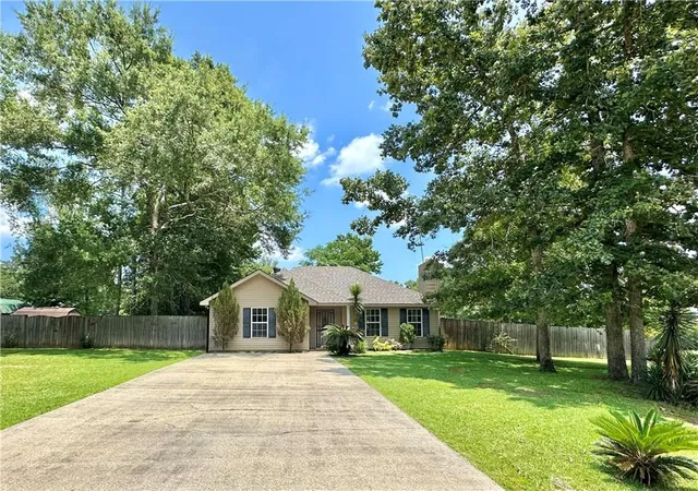 Homes for sale in Loranger, LA | 53430 Rock Ridge Dr, Loranger, LA 70446 | MLS# 2567589