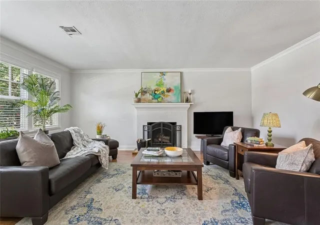 3rd image of 4212 Cleveland Pl, Metairie, LA 70003 | MLS# 2568074