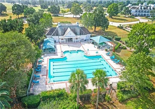 3rd image of 6 Island Club Ct, New Orleans, LA 70131 | MLS# 2568102