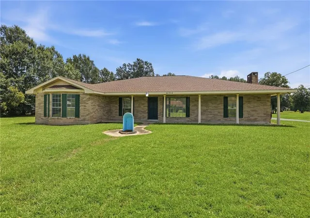 Homes for sale in Ponchatoula, LA | 42514 Yokum Rd, Ponchatoula, LA 70454 | MLS# 2566862