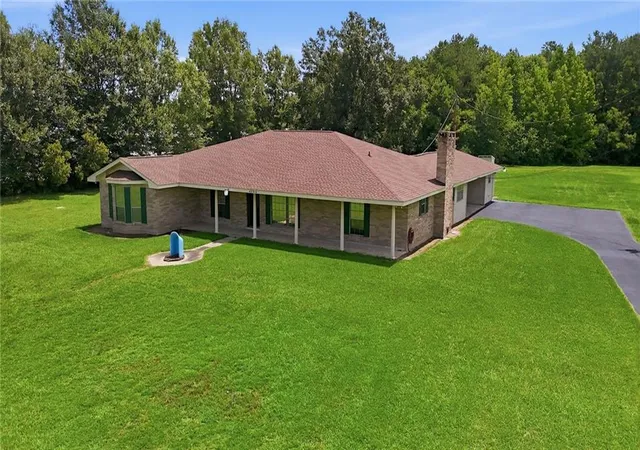 Homes for sale in Ponchatoula, LA | 42514 Yokum Rd, Ponchatoula, LA 70454 | MLS# 2566862