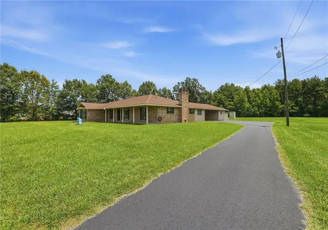Homes for sale in Ponchatoula, LA | 42514 Yokum Rd, Ponchatoula, LA 70454 | MLS# 2566862