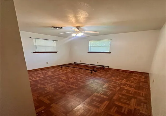Homes for sale in Metairie, LA | 720 Kent Ave, Metairie, LA 70001 | MLS# 2568096
