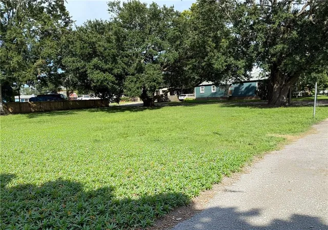 3rd image of 1904 Tino Ln, Violet, LA 70092 | MLS# 2568212