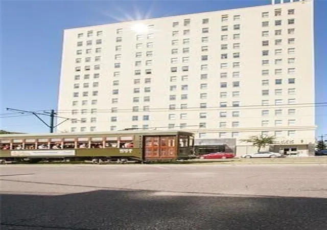5th image of 1205 St Charles Ave #1212, New Orleans, LA 70130 | MLS# 2568039
