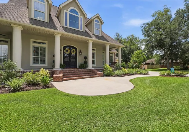 Homes for sale in Ponchatoula, LA | 19 Weldon Cir, Ponchatoula, LA 70454 | MLS# 2568219