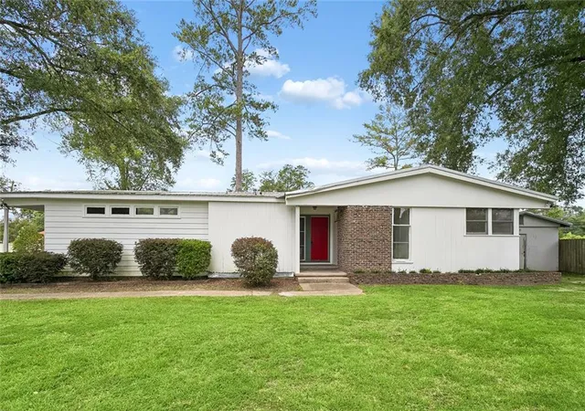 Homes for sale in Amite, LA | 701 N Central Ave, Amite, LA 70422 | MLS# 2567932