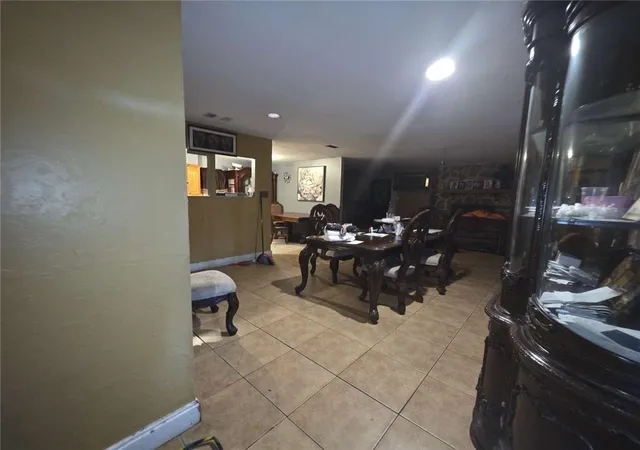 Photo 4 of Single family home for sale at 384 Fairway Dr, La Place, LA 70068 | MLS# 2568250 | Listing updated on 2026-08-27