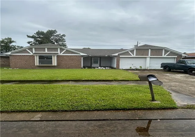 Photo 2 of Single family home for sale at 505 Manchester Ln, La Place, LA 70068 | MLS# 2567644 | Listing updated on 2026-07-17