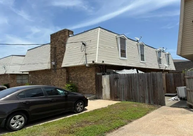 Homes for sale in Kenner, LA | 2908 Kentucky Ave, Kenner, LA 70065 | MLS# 2568104