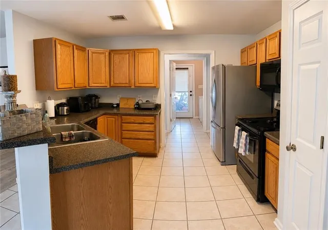 Homes for sale in Houma, LA | 310 Dawes St, Houma, LA 70363 | MLS# 2568311