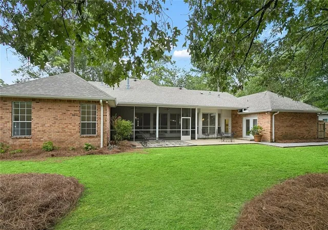 30th image of 106 Blue Heron Dr, Mandeville, LA 70471 | MLS# 2567314
