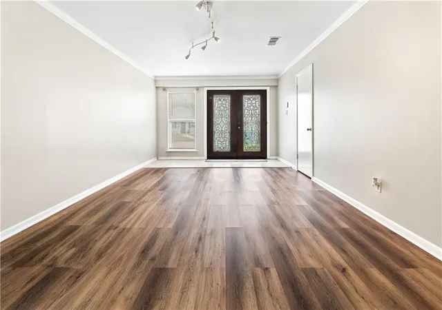 Photo 3 of Single family home for sale at 1713 Vegas Dr, Metairie, LA 70003 | MLS# 2568314 | Listing updated on 2026-07-20