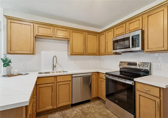 2nd image of 53 Adrienne St, Madisonville, LA 70447 | MLS# 2568347