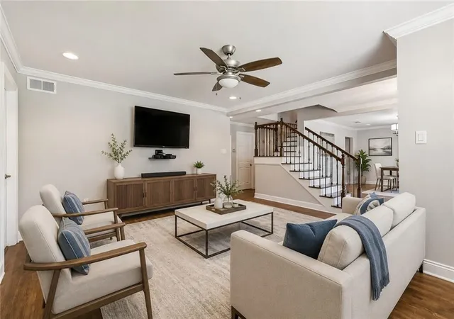 Photo 2 of Single family home for sale at 4441 Perkins St, Metairie, LA 70001 | MLS# 2567283 | Listing updated on 2026-08-29