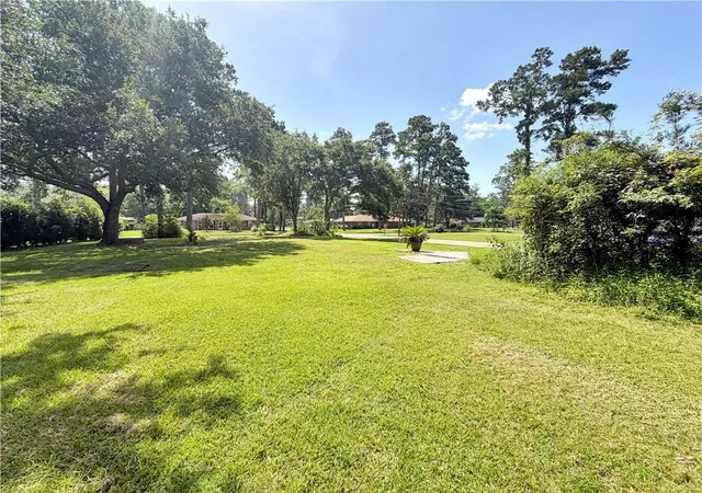 5th image of 113 Walnut St, Mandeville, LA 70471 | MLS# 2568403