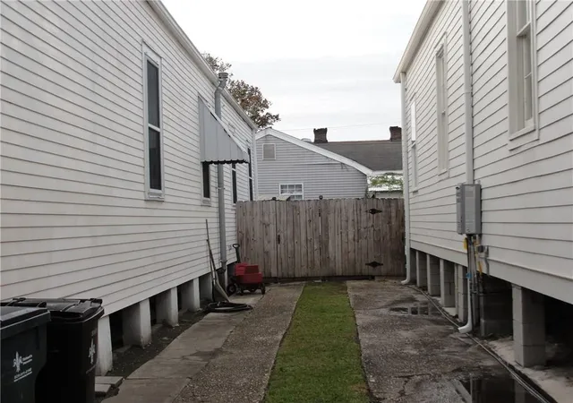 3rd image of 1434 Cambronne St, New Orleans, LA 70118 | MLS# 2568405