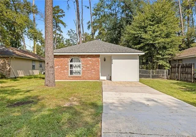 1st image of 809 E Louisiana Ave, Hammond, LA 70403 | MLS# 2568416