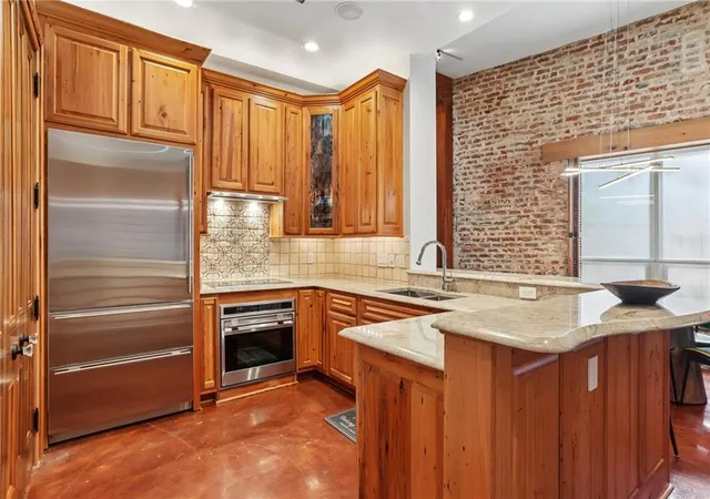 5th image of 840 Tchoupitoulas St #213, New Orleans, LA 70130 | MLS# 2562922