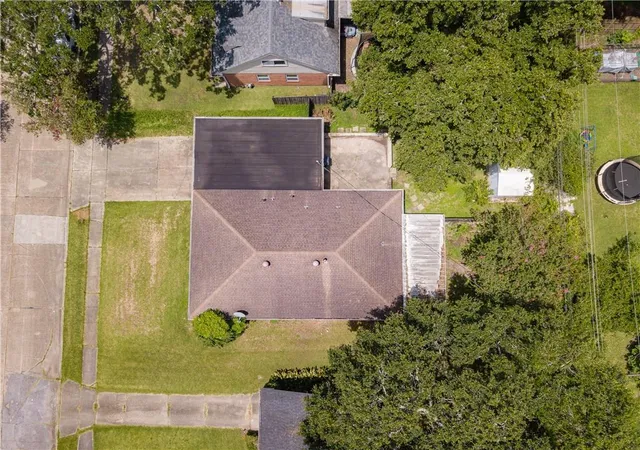 57th image of 2518 Somerset Dr, New Orleans, LA 70131 | MLS# 2568427