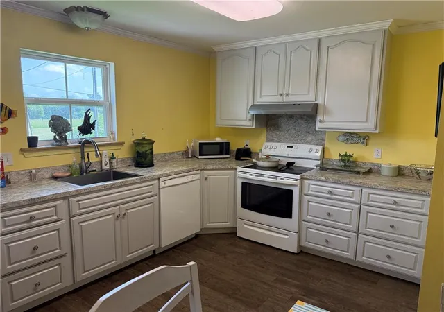 Photo 4 of Single family home for sale at 211 Old Safari Hts St, Cut Off, LA 70345 | MLS# 2568436 | Listing updated on 2026-07-20