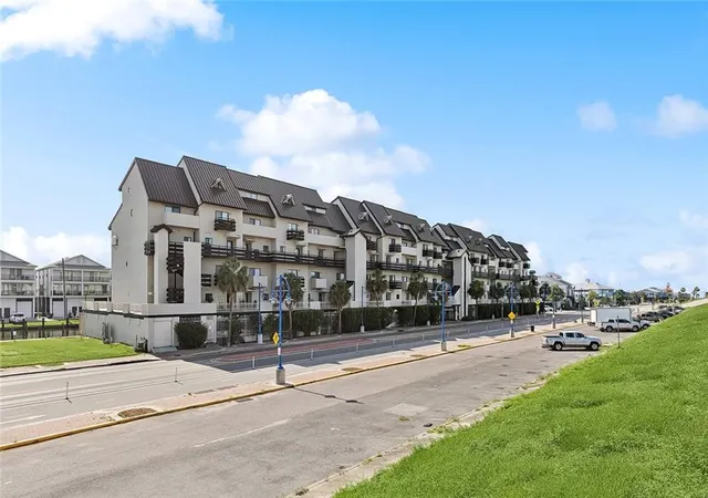 1st image of 7300 Lakeshore Dr #2, New Orleans, LA 70124 | MLS# 2568426