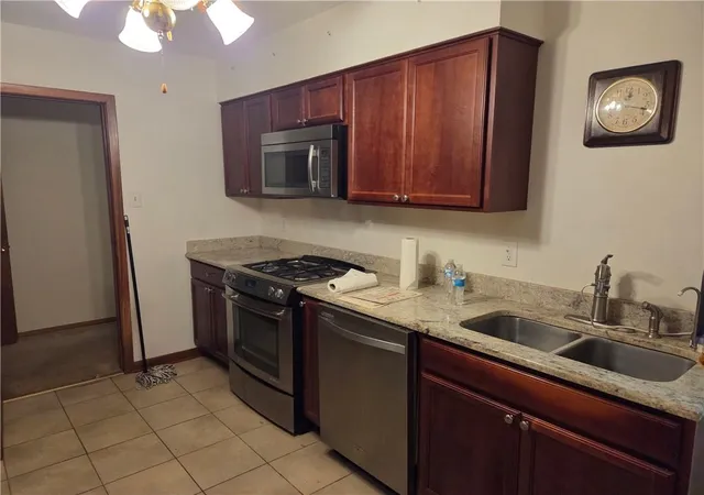 2nd image of 67 Marie Dr, Gretna, LA 70053 | MLS# 2568462