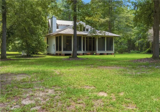 1st image of 21046 Smith Rd, Covington, LA 70435 | MLS# 2565989