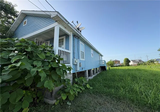 3rd image of 3155 Law St, New Orleans, LA 70117 | MLS# 2566340