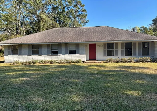 1st image of 722 S Harrison St, Covington, LA 70433 | MLS# 2568132