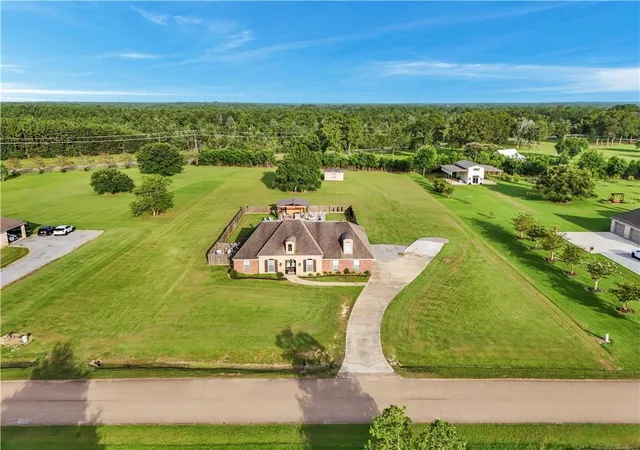 4th image of 117 Highland Crest Dr, Covington, LA 70435 | MLS# 2568290