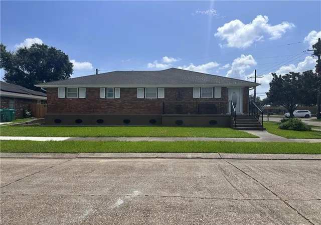 1st image of 1233 Curtis St, Harvey, LA 70058 | MLS# 2568466