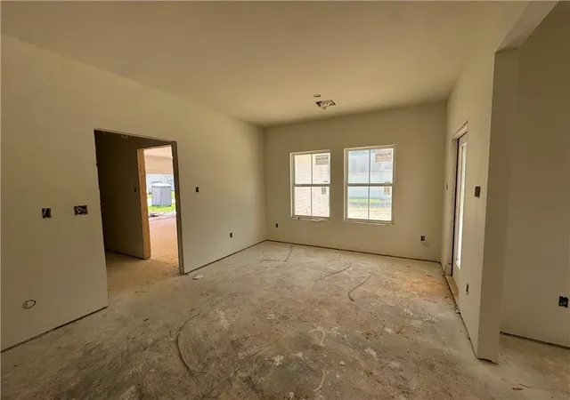 4th image of 20050 Kenny Ln, Covington, LA 70435 | MLS# 2568458