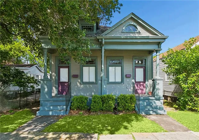 1st image of 1027 Madison St, Gretna, LA 70053 | MLS# 2568549