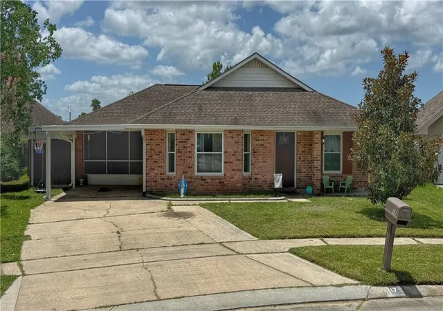 Photo 1 of Single family home for sale at 17 Cane Dr, La Place, LA 70068 | MLS# 2567749 | Listing updated on 2026-07-31