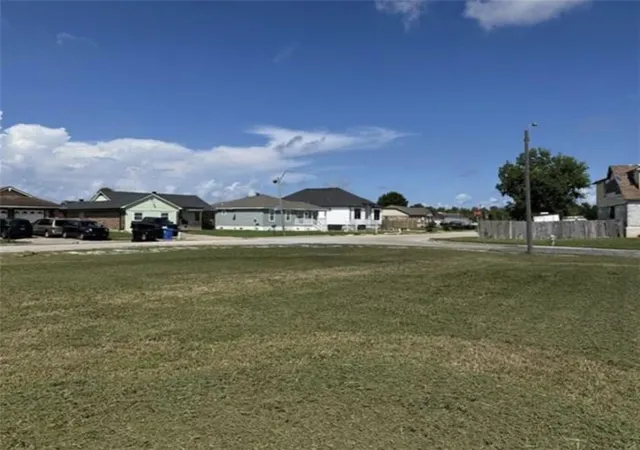 2nd image of 13900 Intrepid St, New Orleans, LA 70129 | MLS# 2568684