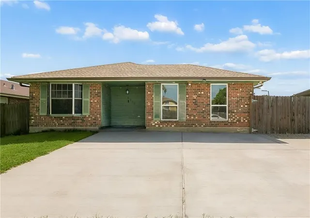 1st image of 5219 Beaucaire St, New Orleans, LA 70129 | MLS# 2568677