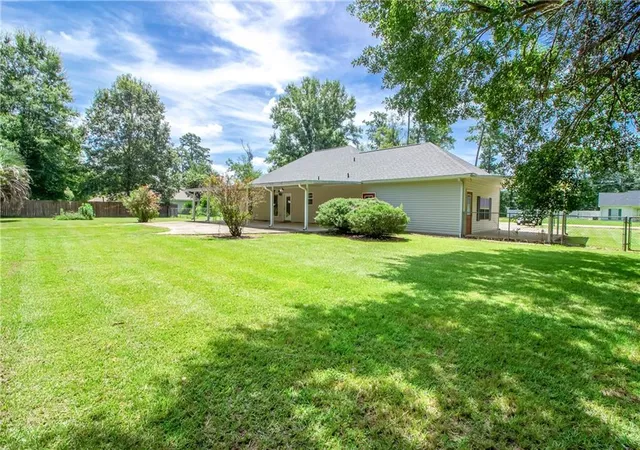 2nd image of 42389 Haltom Rd, Hammond, LA 70403 | MLS# 2568703
